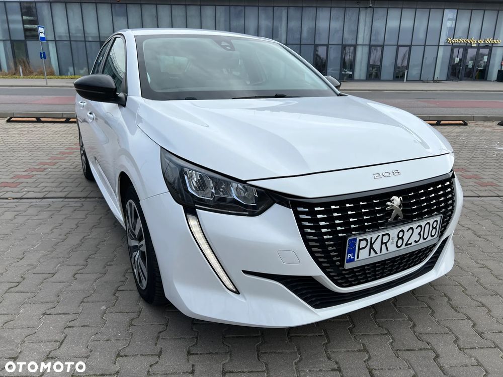 Peugeot 208 - 3