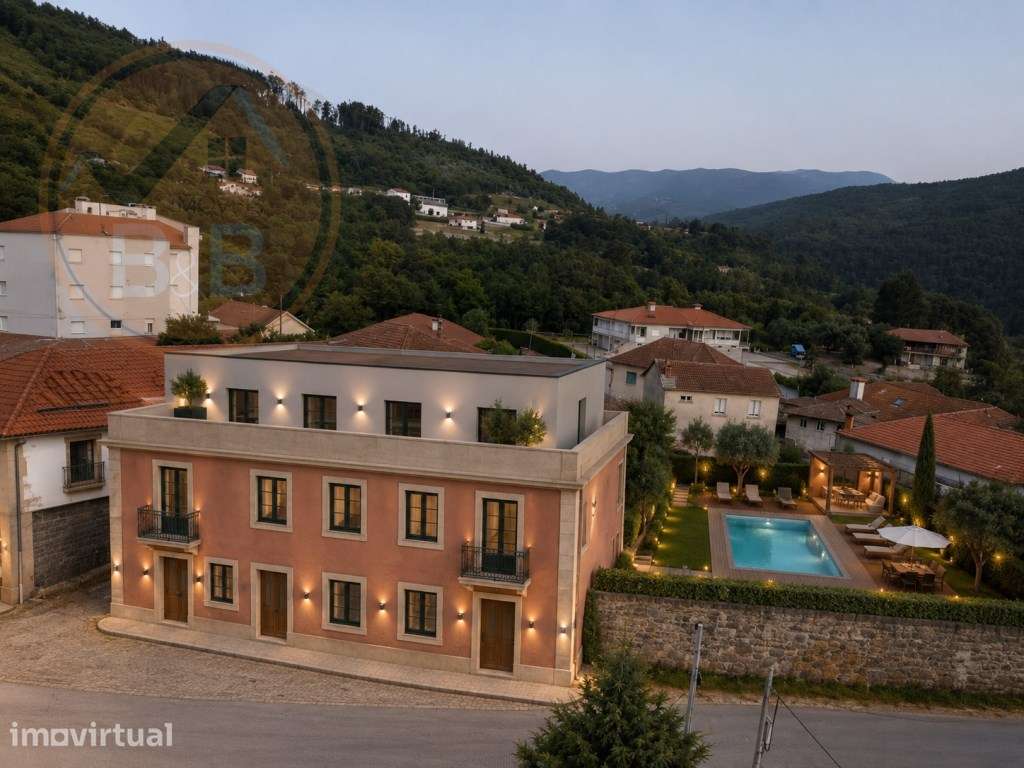 Moradia com projeto aprovado para 10 apartamentos, no Centro da Vil... - Grande imagem: 2/12
