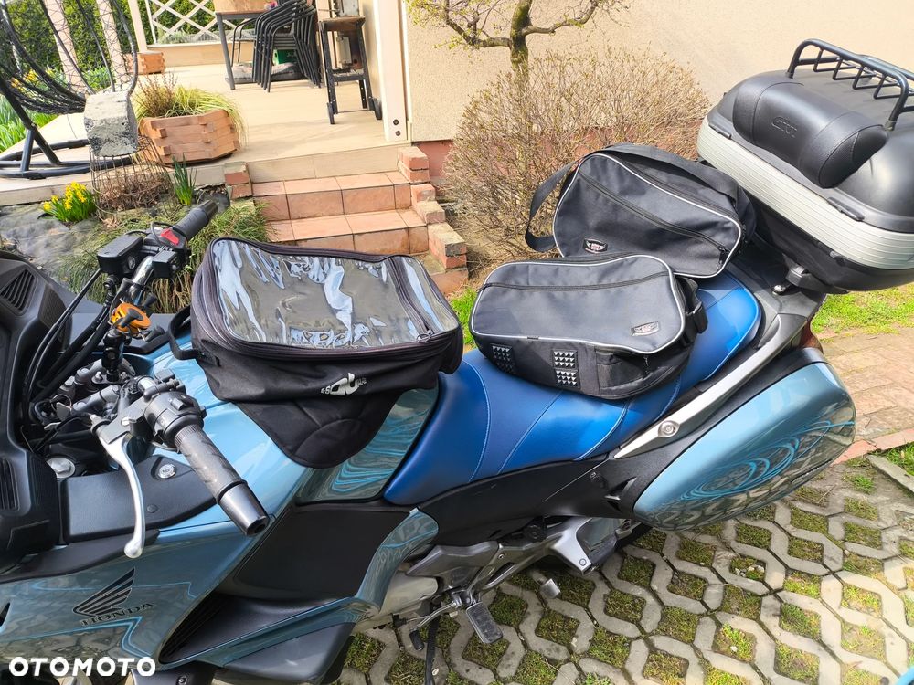 Honda NT - 7