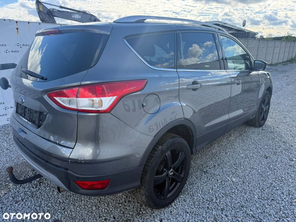 Ford Kuga 1.6 EcoBoost 2x4 Trend - 6
