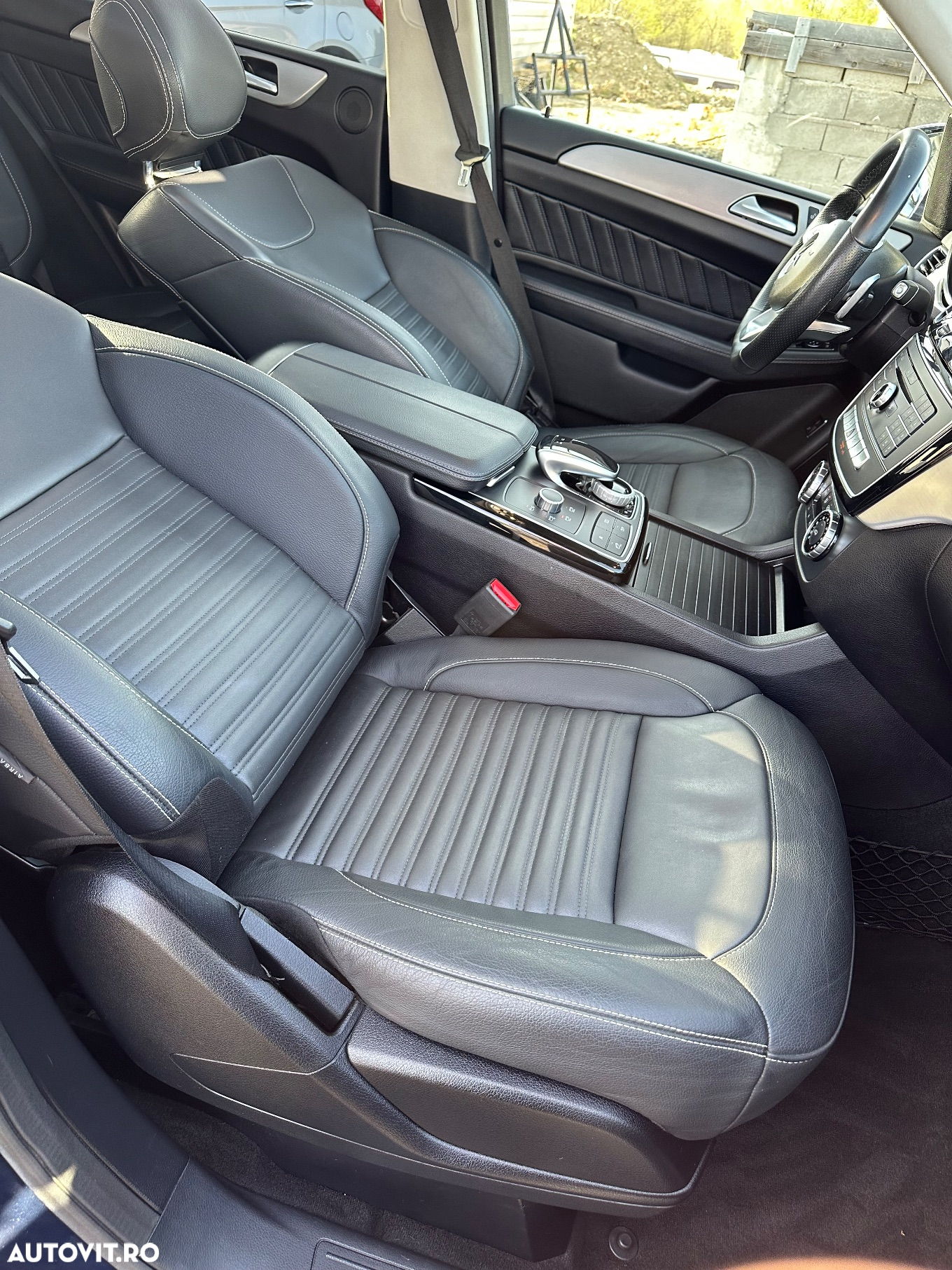 Mercedes-Benz GLE 250 d 4Matic 9G-TRONIC AMG Line - 20