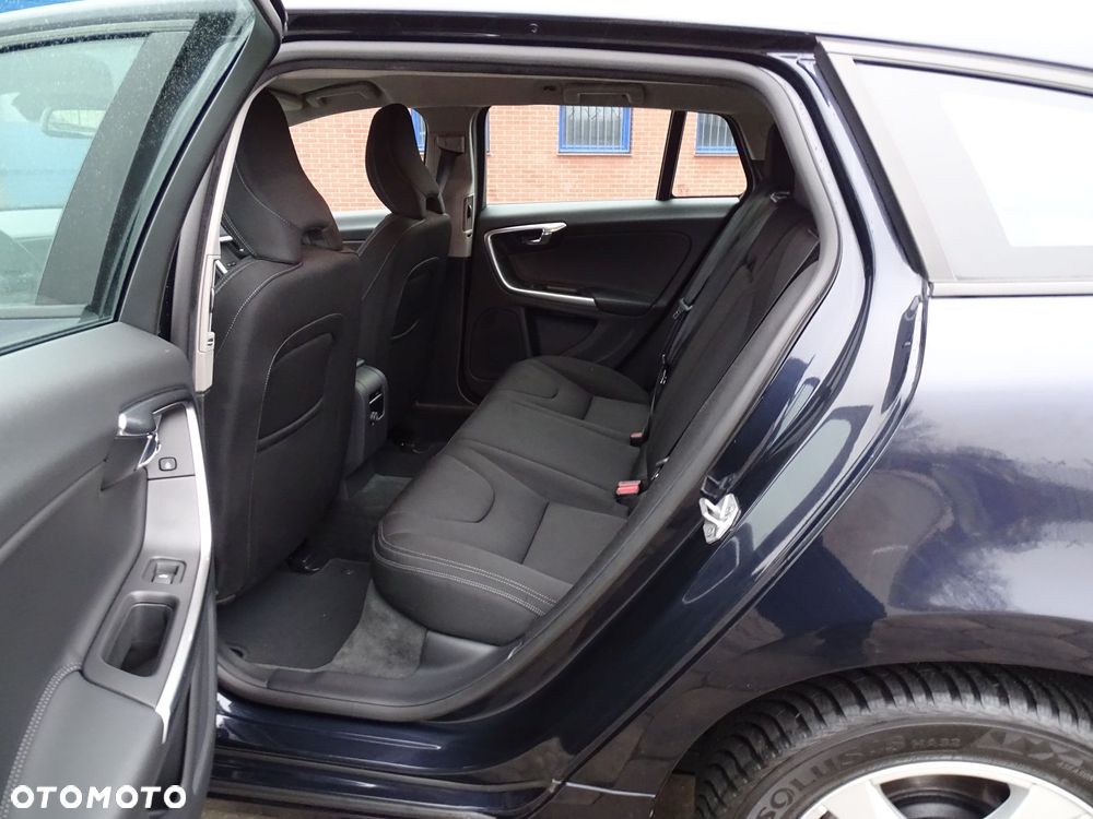 Volvo V60 D3 Drive-E Summum - 21
