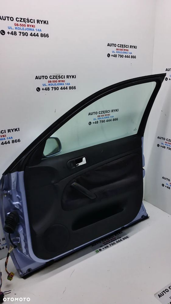 VW Passat B5 Kombi  Sedan  Drzwi Prawe  Przód LL5Y - 7