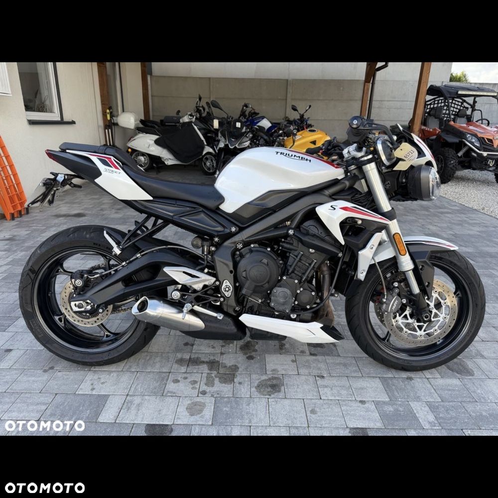 Triumph Street Triple - 6