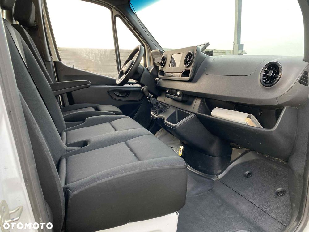 Mercedes-Benz SPRINTER * 2020r * Tylko 129.000km ! * HAK 3.5 T - 14