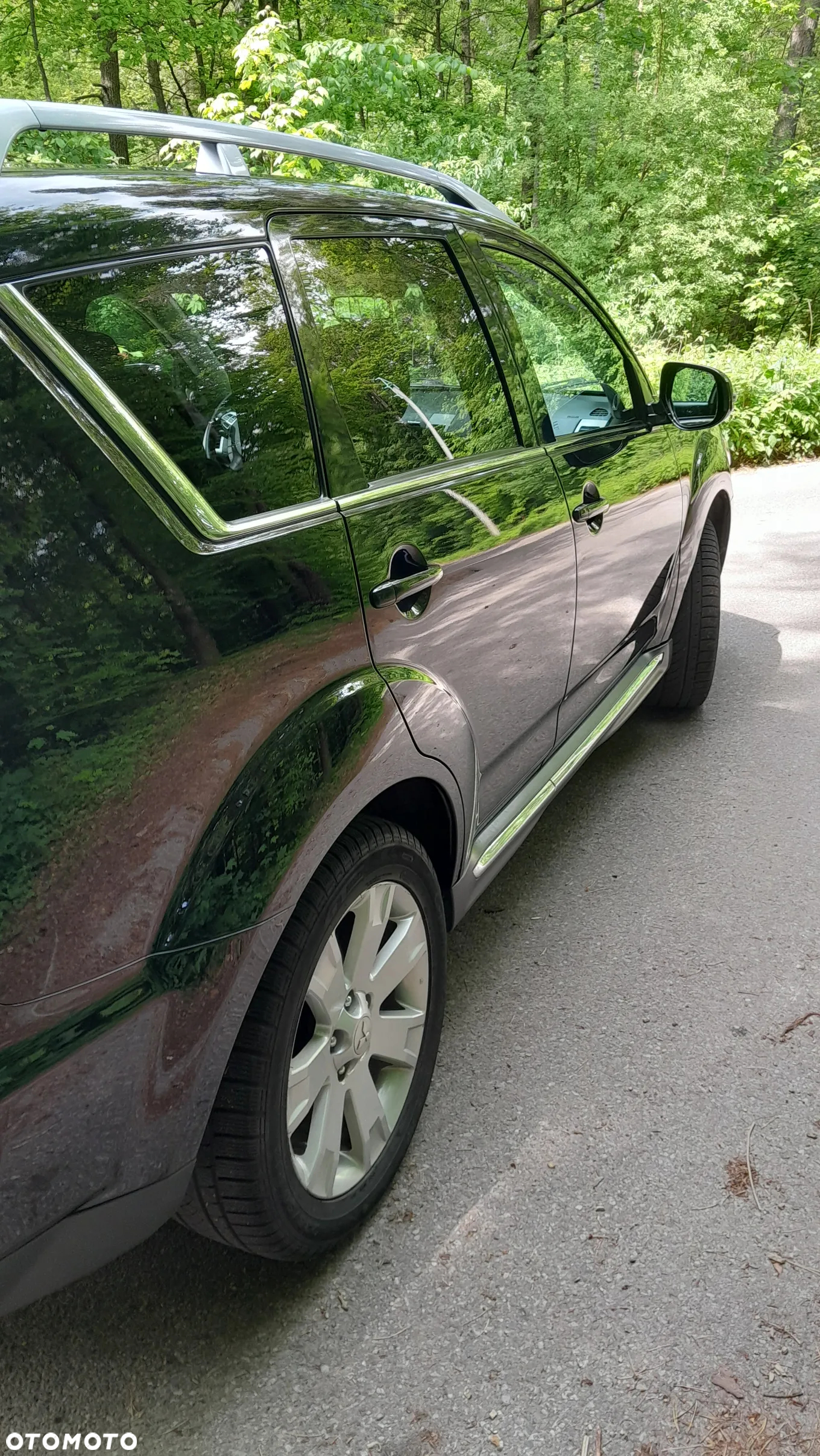 Mitsubishi Outlander - 10