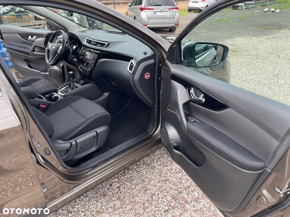 Nissan Qashqai 1.2 DIG-T N-Connecta - 17
