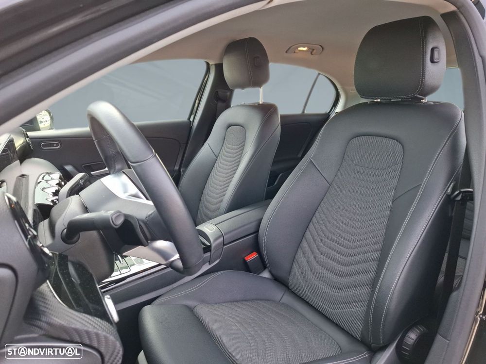 Mercedes-Benz A 200 Standard - 11