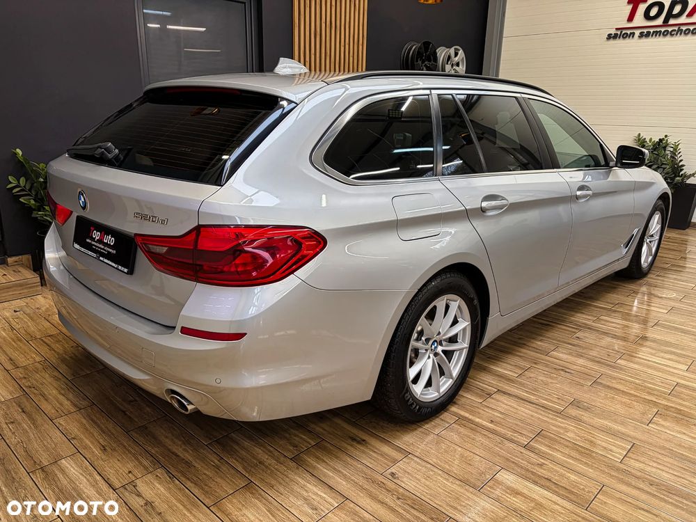 BMW Seria 5 520d - 8