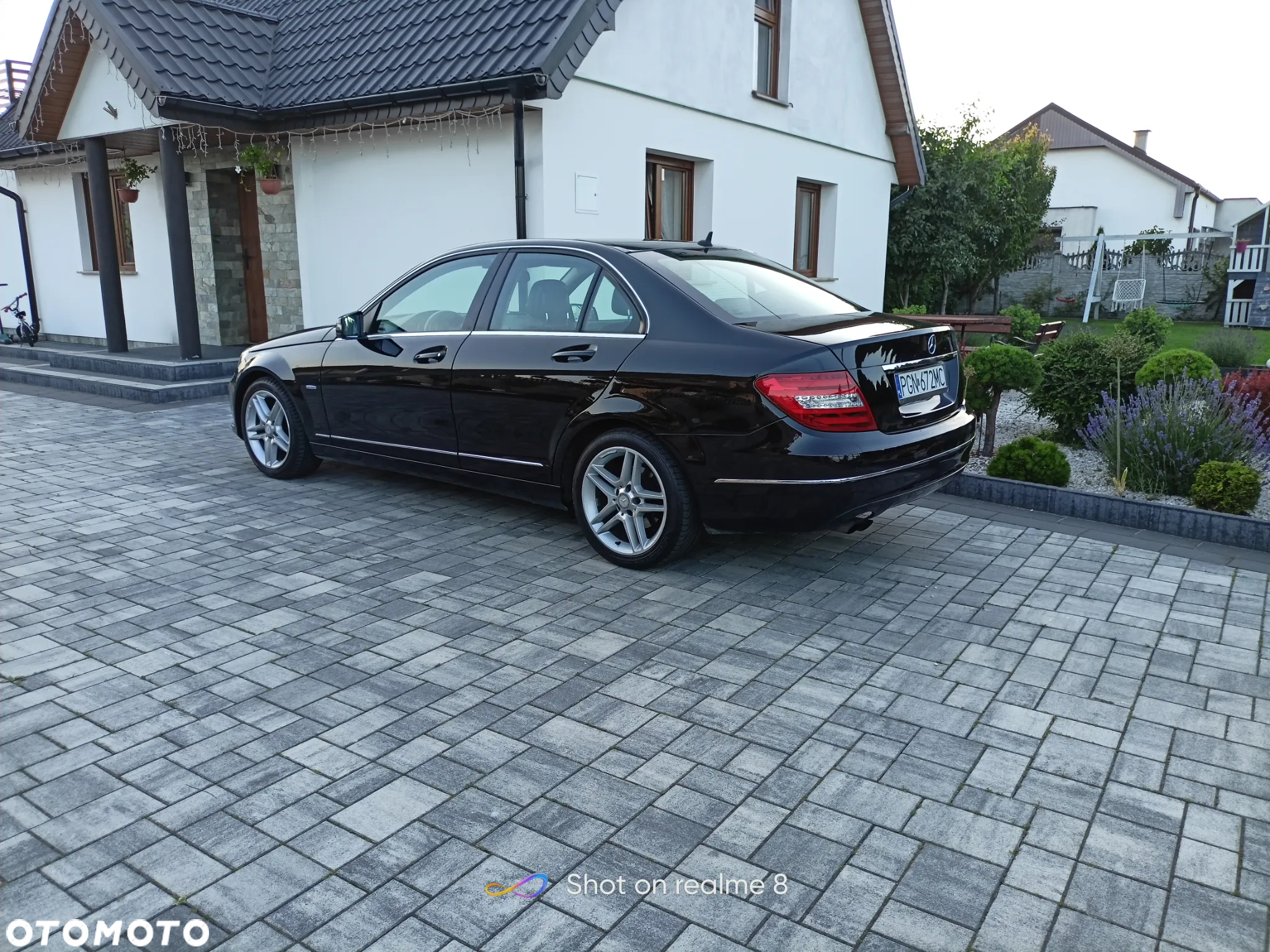 Mercedes-Benz Klasa C 180 CGI BlueEff Avantgarde - 23