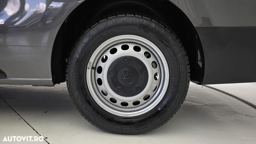 Toyota Proace 1.5 D-4D 120CP 8+1 L2H1 Base+ - 22