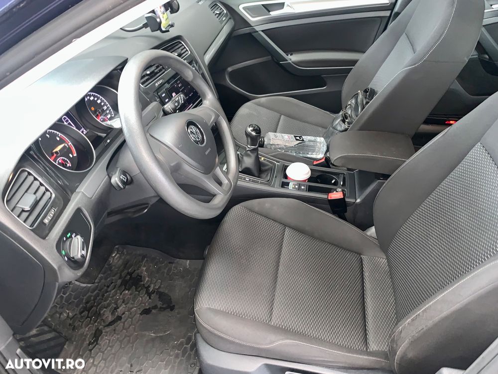Volkswagen Golf 1.0 TSI Comfortline - 5