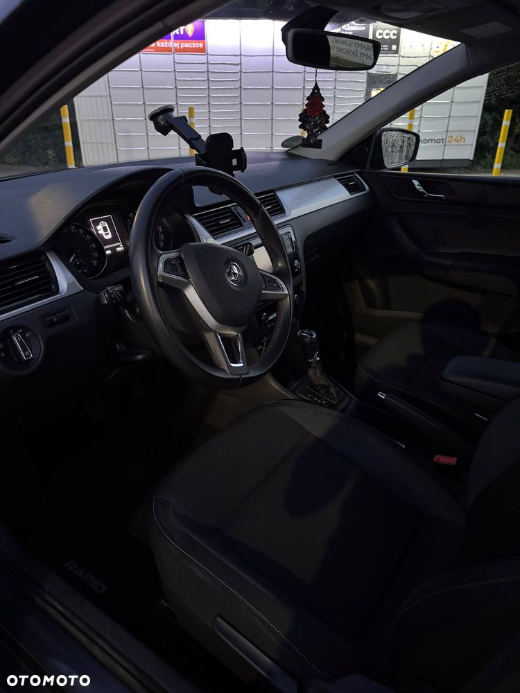 Skoda RAPID - 8