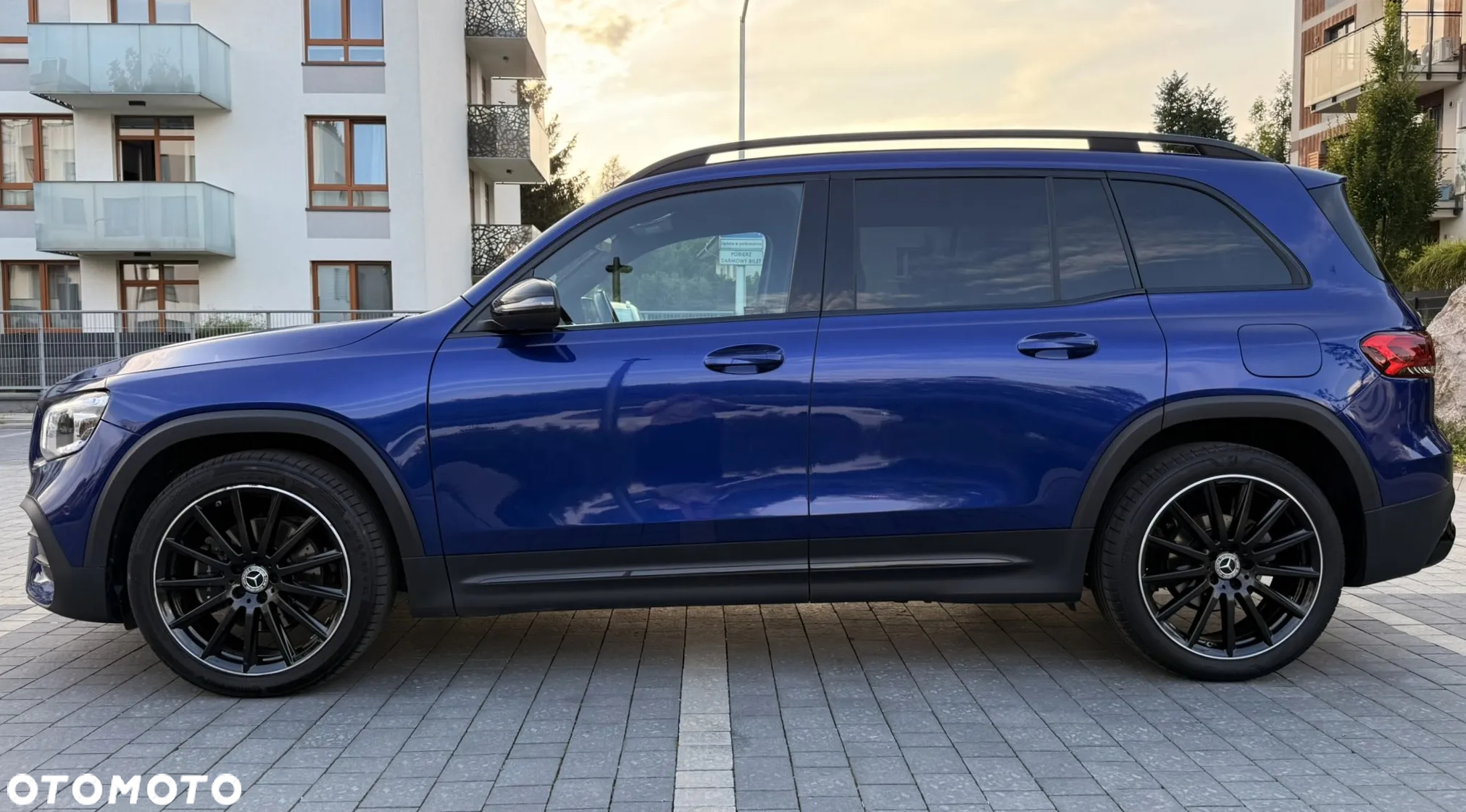 Mercedes-Benz GLB 200 d 4-Matic AMG Line 8G-DCT - 8