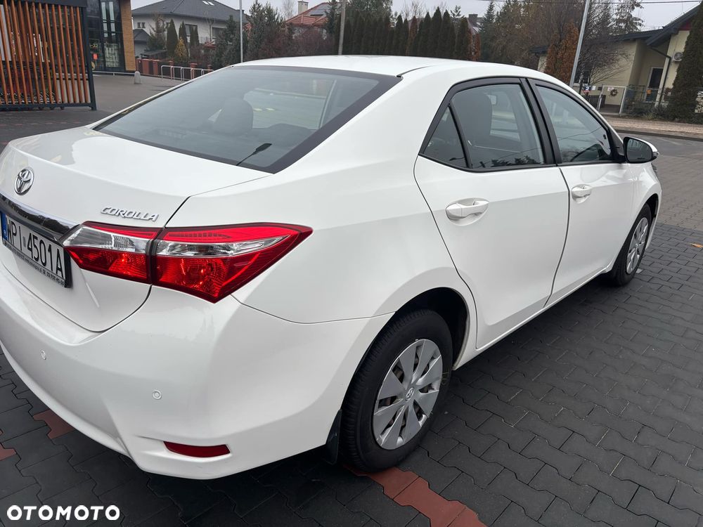Toyota Corolla - 7