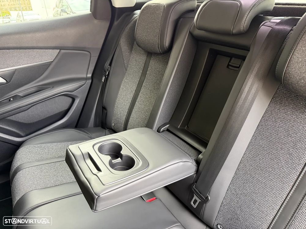 Peugeot 3008 1.6 BlueHDi Allure EAT6 - 52