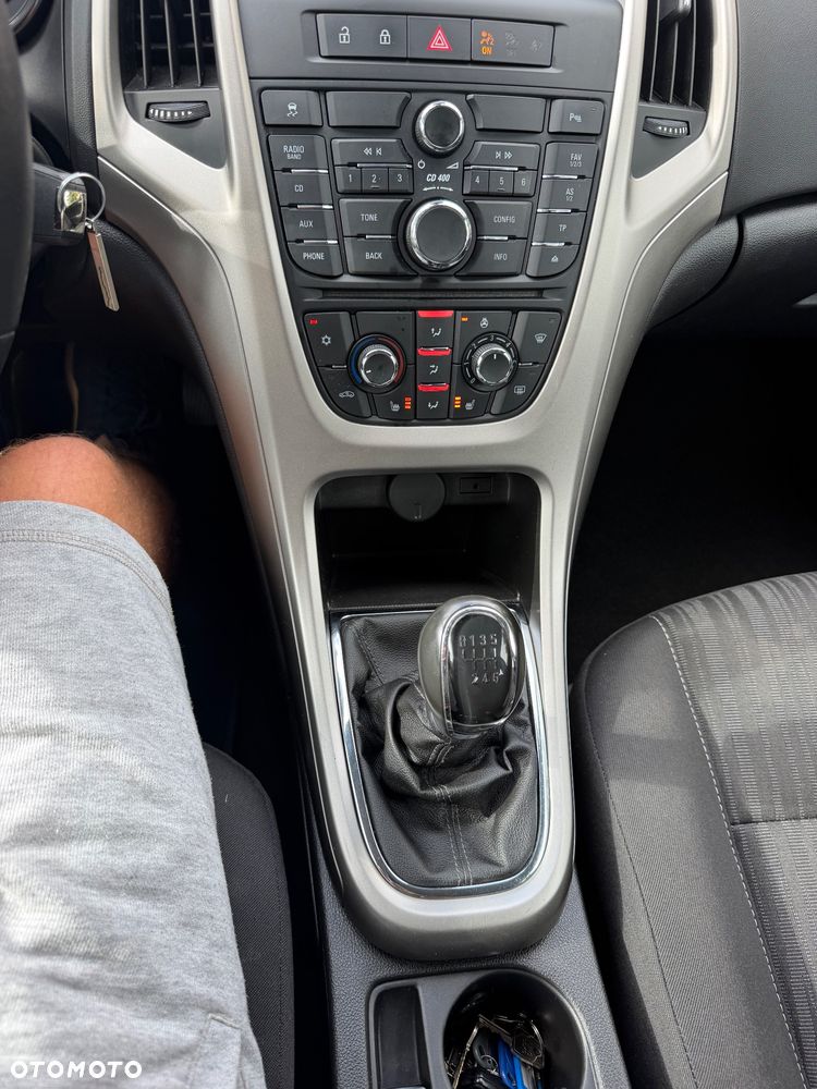 Opel Astra 1.4 T Edition 150 - 17