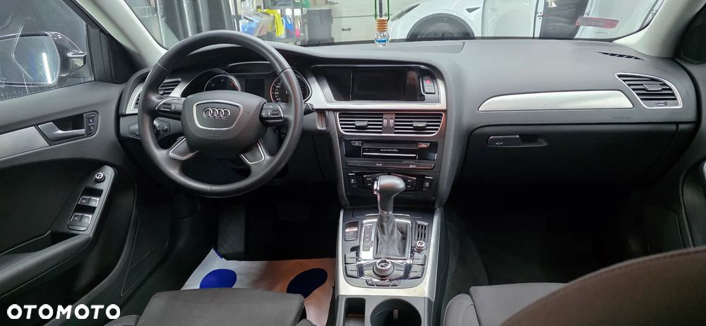 Audi A4 Avant 2.0 TDI DPF multitronic Ambiente - 4