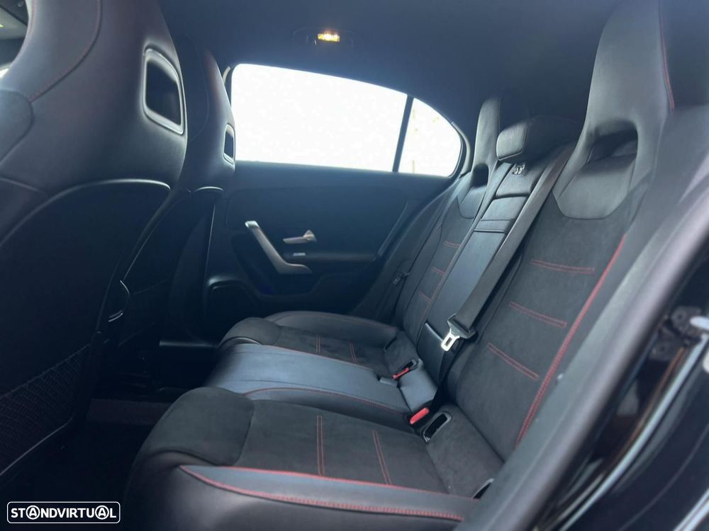 Mercedes-Benz A 250 e AMG Line - 9