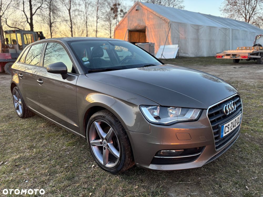 Audi A3 Sportback 1.6 TDI Ambition - 2