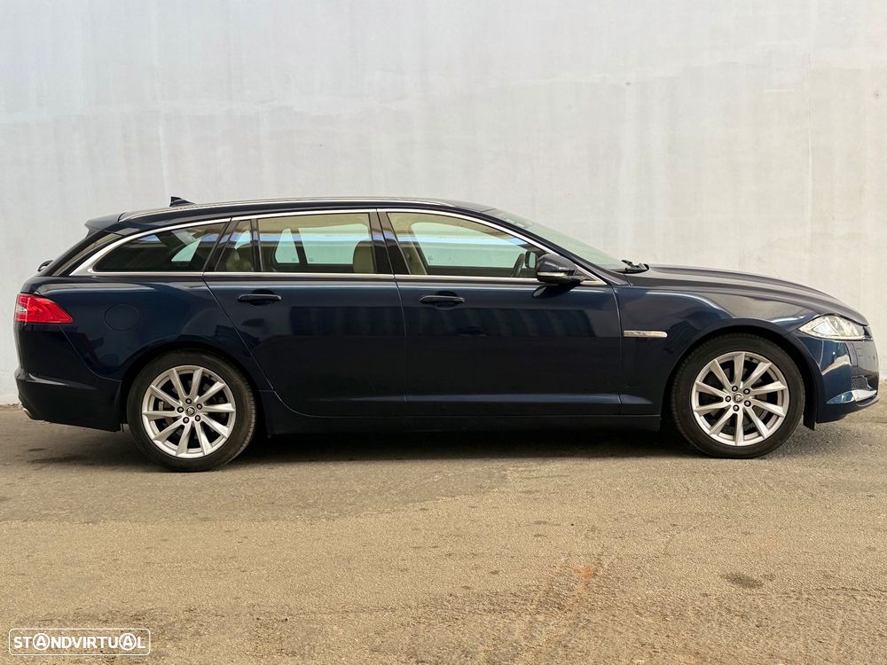 Jaguar XF Sportbrake 2.2 D Premium Luxury - 2