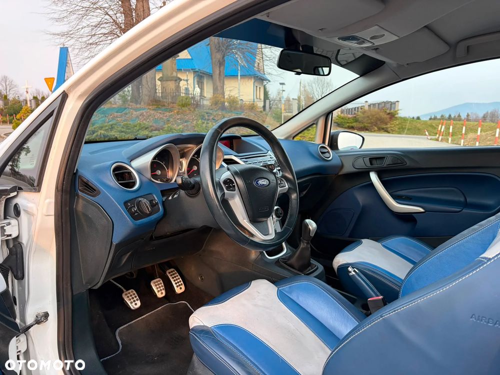 Ford Fiesta 1.6 Ti-VCT Sport - 9
