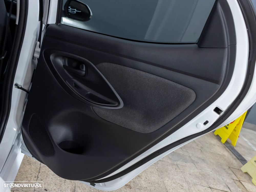 Toyota Yaris 1.5 HDF Exclusive - 9