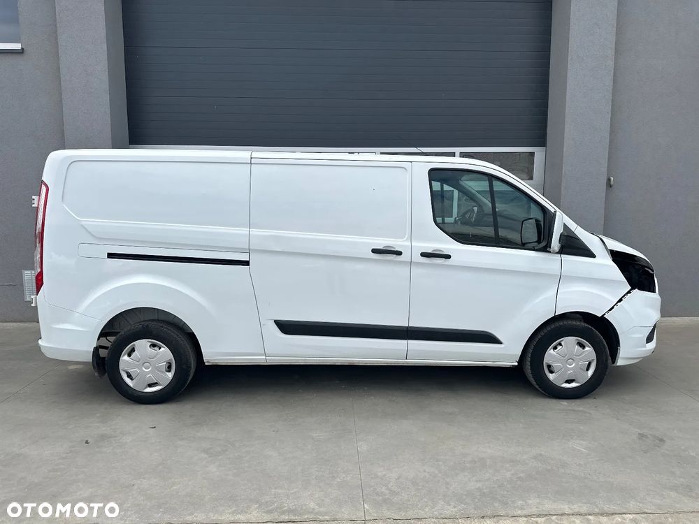 Ford TOURNEO CUSTOM - 7
