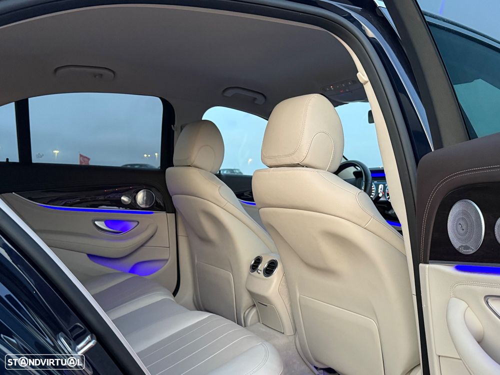Mercedes-Benz E 300 d Exclusive Line - 11