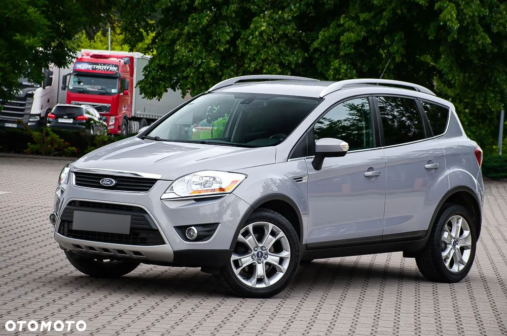 Ford Kuga 2.0 TDCi 2x4 Titanium - 2