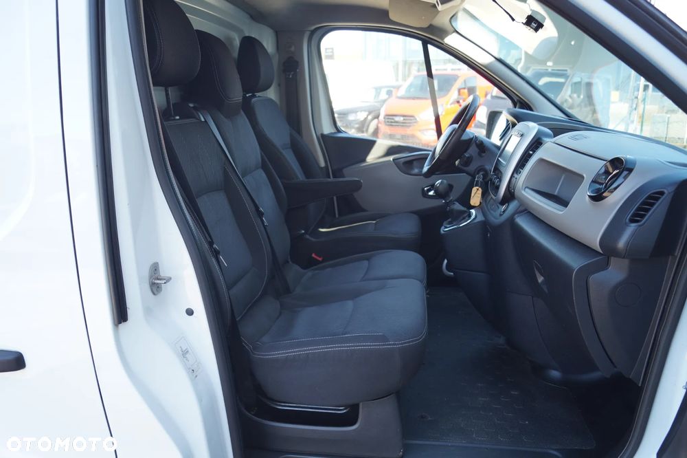 Renault Trafic - 18