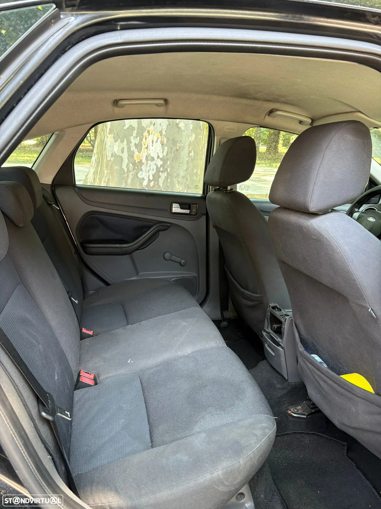 Ford Focus - 8