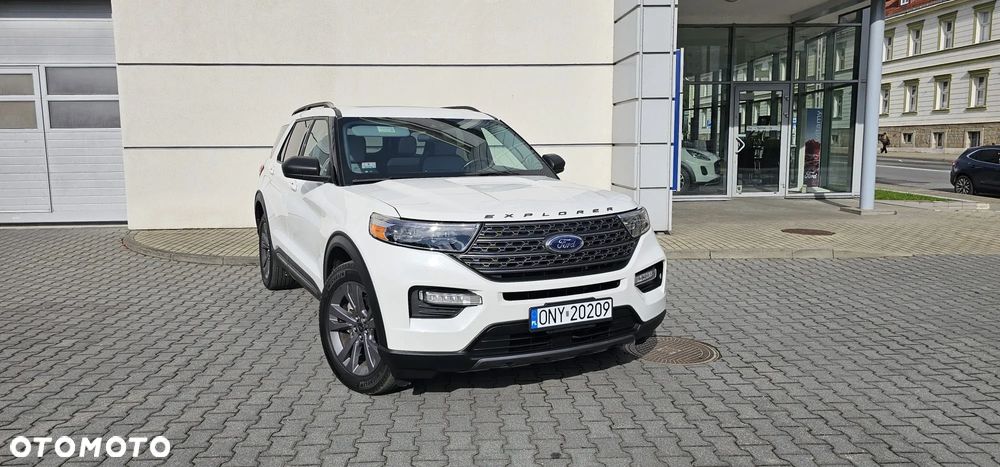 Ford Explorer - 2