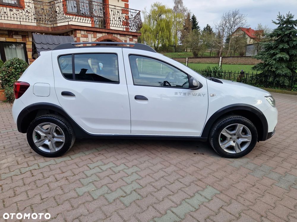 Dacia Sandero 0.9 TCe Laureate S&S - 39