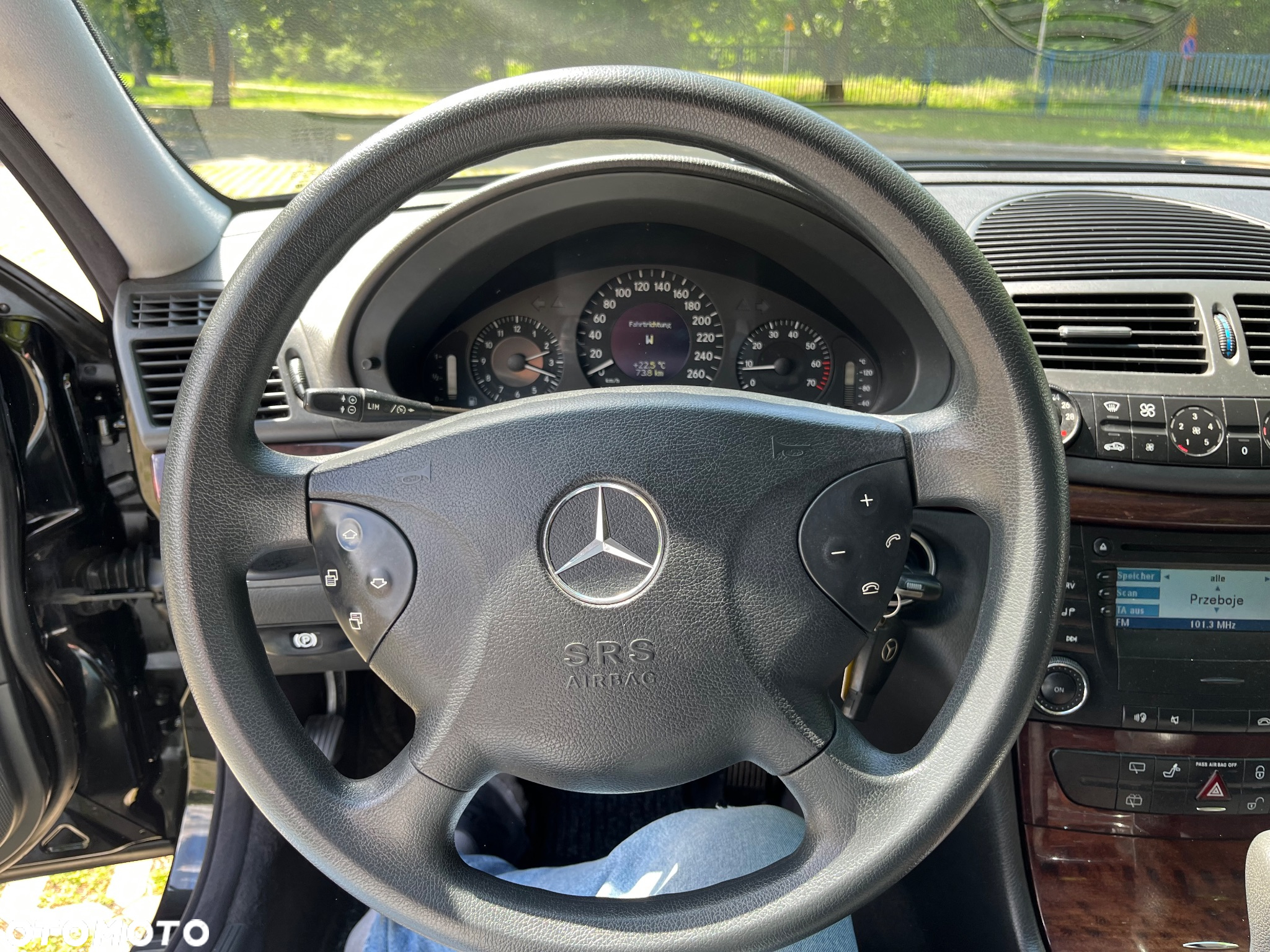 Mercedes-Benz Klasa E 200 T Kompressor Automatik Classic - 18