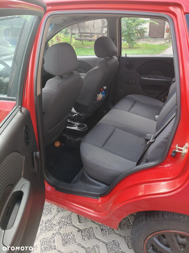 Chevrolet Aveo - 10