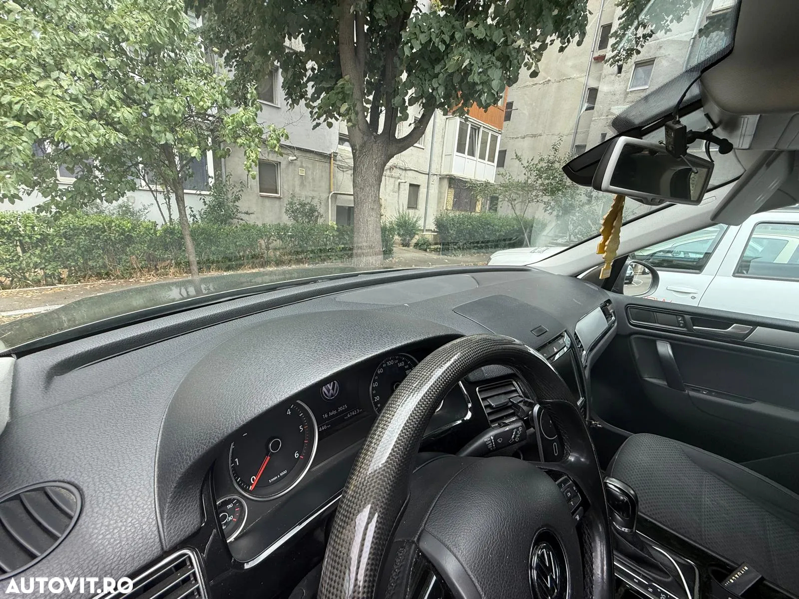 Volkswagen Touareg 3.0 V6 TDI BMT - 25