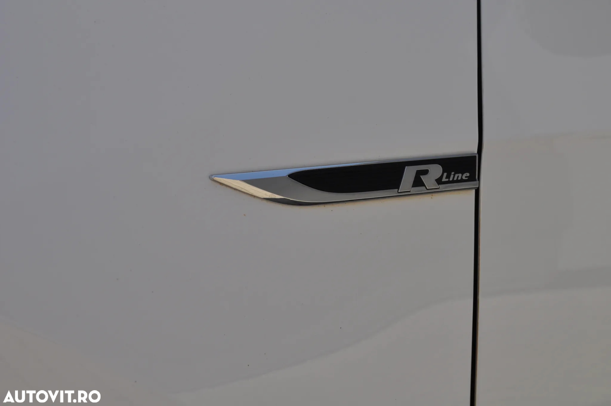 Volkswagen Golf 2.0 TDI DSG R-Line - 15