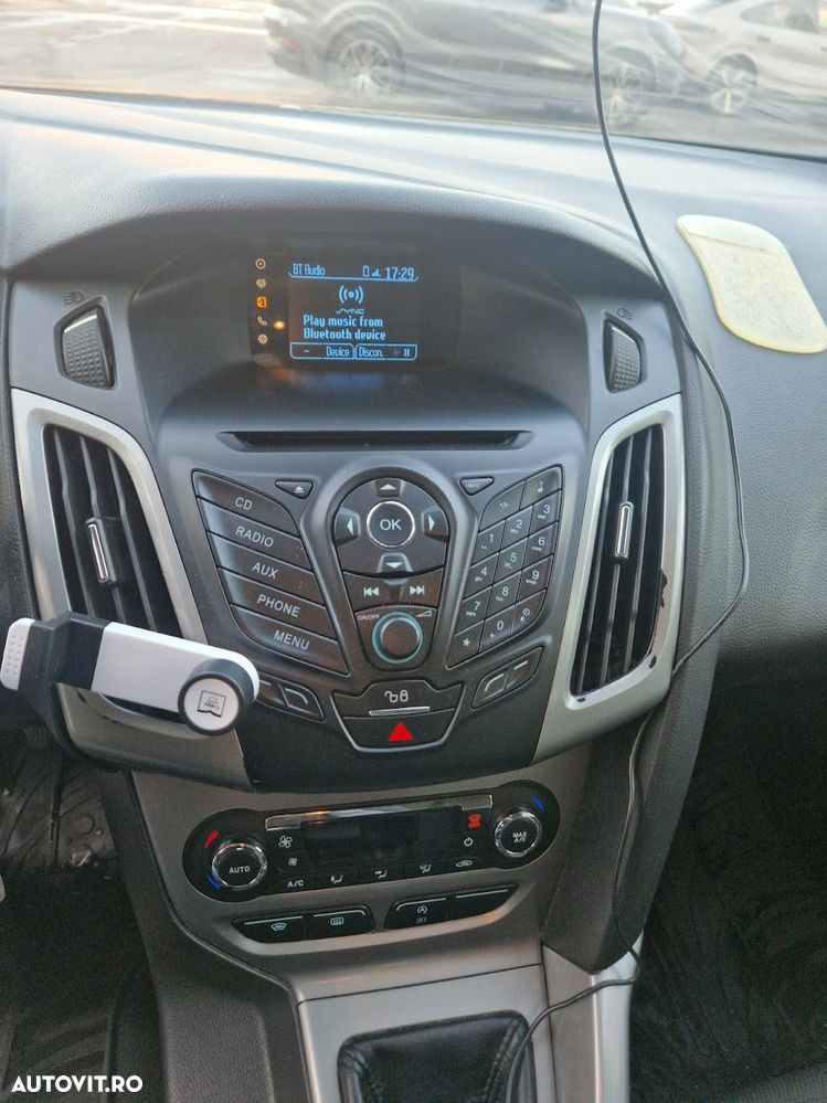 Ford Focus 1.0 EcoBoost Sport - 11