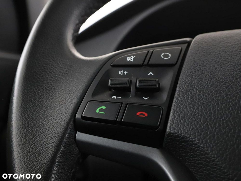 Hyundai Tucson 1.7 CRDI BlueDrive Style 2WD - 32