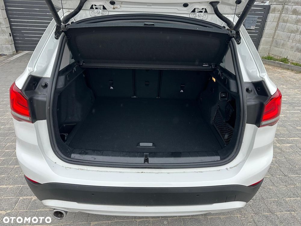 BMW X1 xDrive25e Business Edition - 15