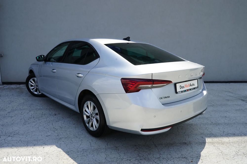 Skoda Octavia 1.5 TSI 115 CP Selection - 4