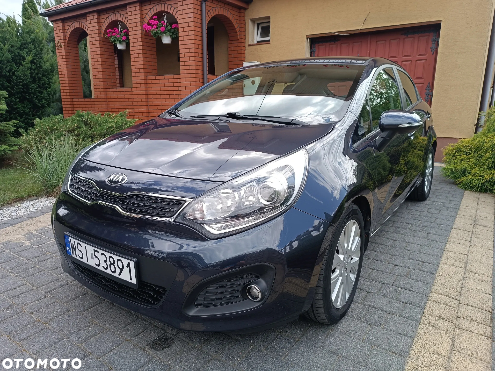 Kia Rio 1.4 L - 27