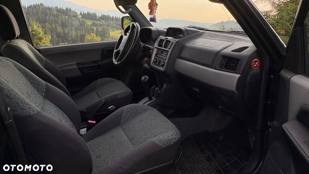 Mitsubishi Pajero Pinin - 9