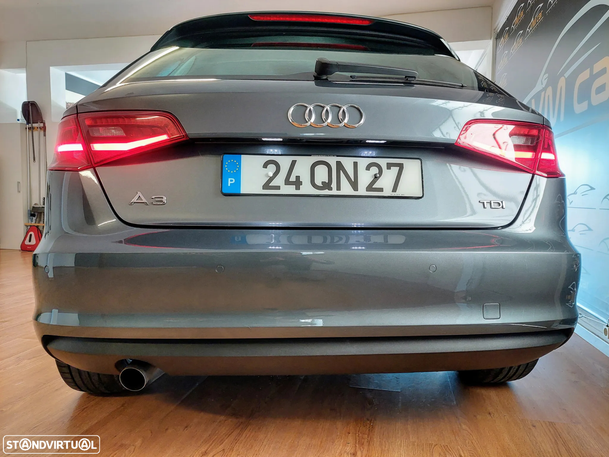 Audi A3 Sportback 1.6 TDI Advance Ultra - 13