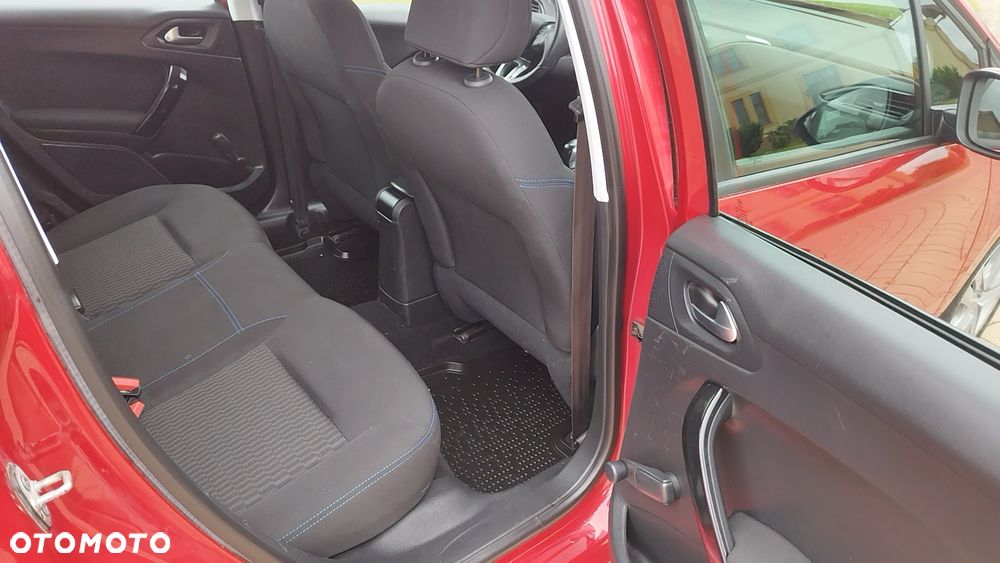 Peugeot 208 PureTech 82 Stop & Start Signature - 8