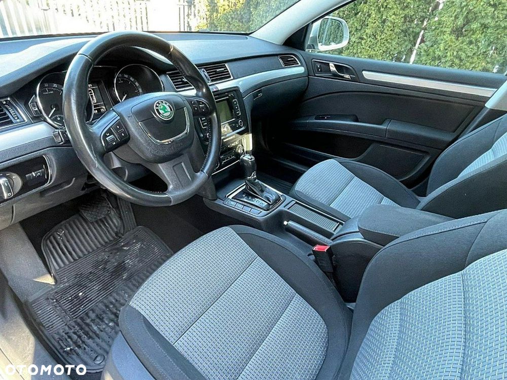 Skoda Superb - 11