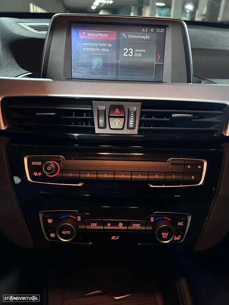 BMW X1 16 d sDrive Advantage - 16