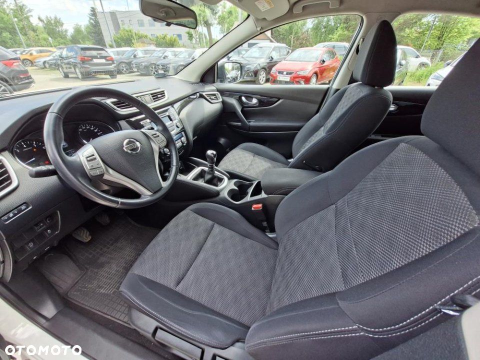 Nissan Qashqai - 11