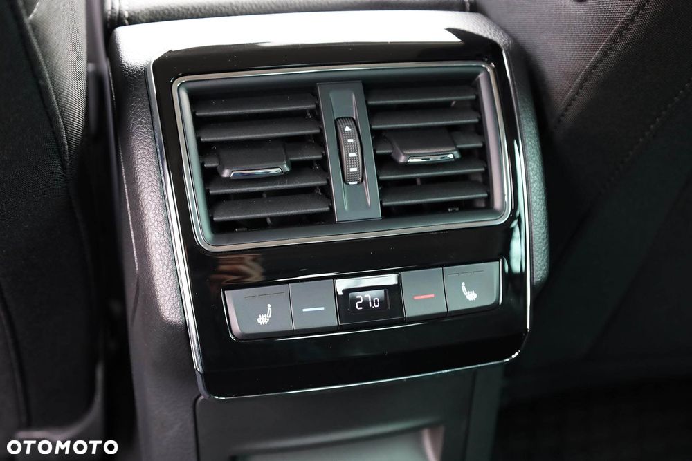 Skoda Superb 2.0 TSI Style DSG - 37